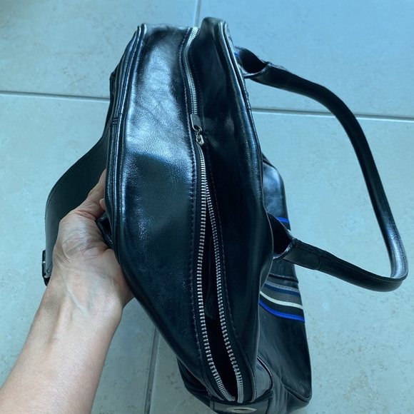 100% Argentine leather handbag. - Picture 5 of 14